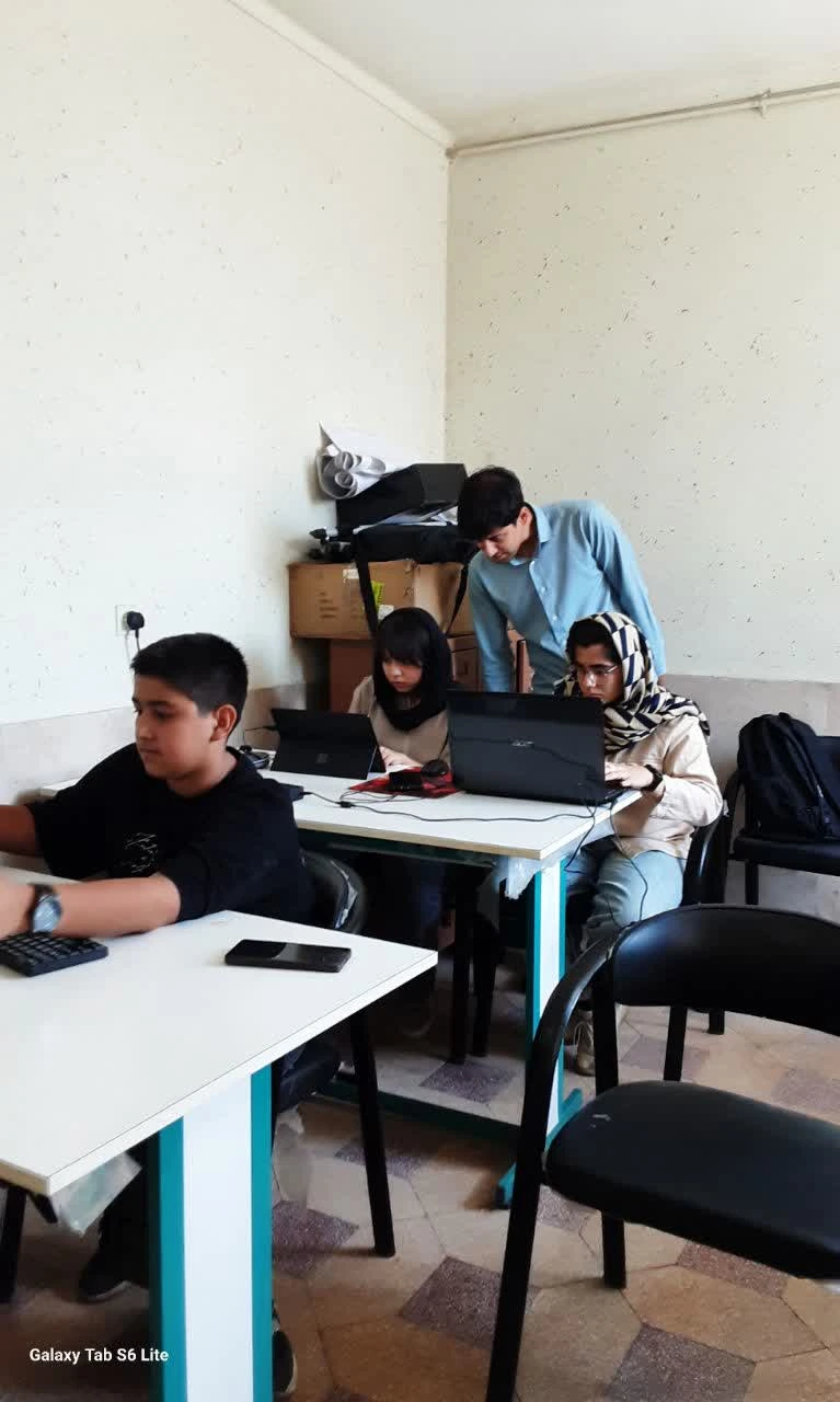 عکس ۳